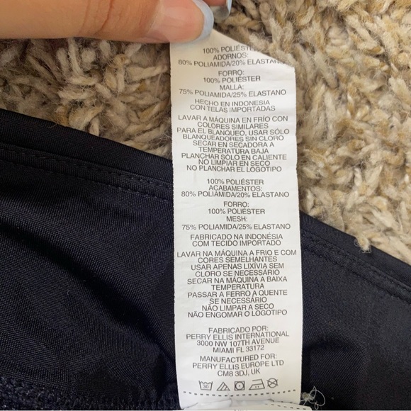 Nike black running short shorts size S with pocket and spandex underneath - Picture 9 of 9